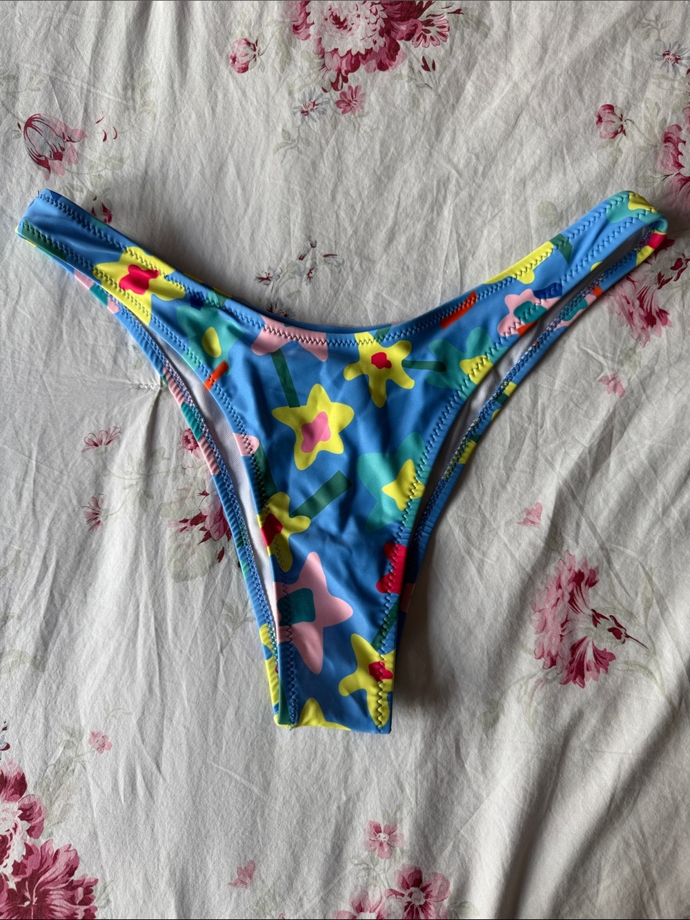 Triangle Bikini Set - Picture 3 of 4